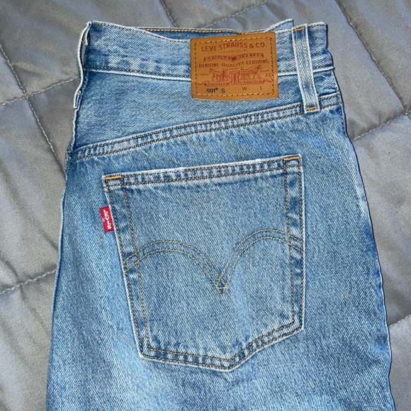 Levi’s 501 skinny light wash jeans - Picture 4 of 5